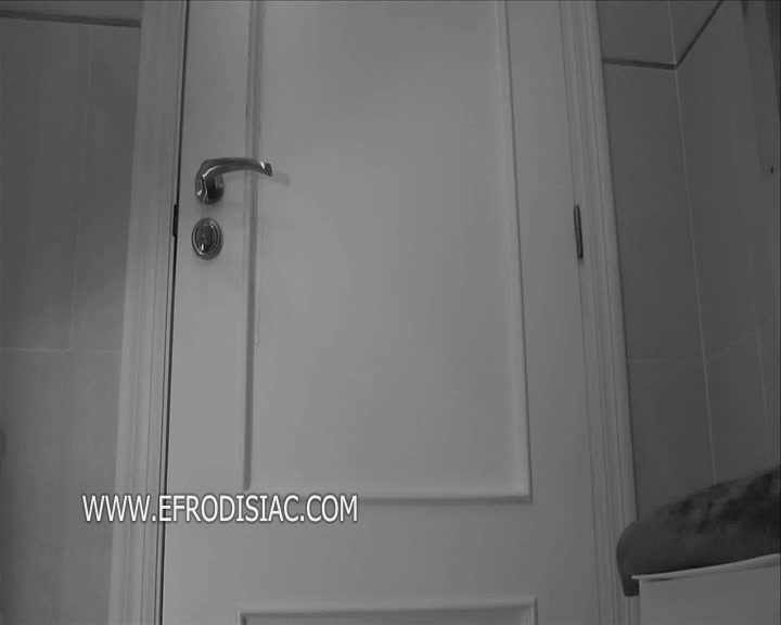 Click to play video november2012toiletpoopingpissingfarting1