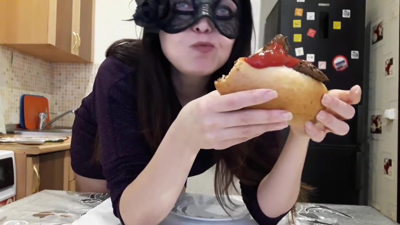 Not an Hamburger - ScatFap.com - scat porn search - FREE videos of extreme  kaviar and copro sex, dirty shit eating and smearing
