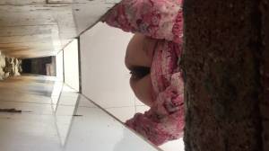 Click to play video Chinese girl poop in toilet - video 2