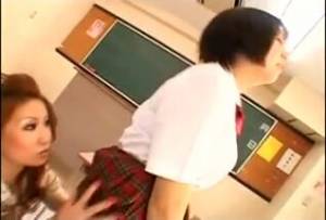 Click to play video Japanese lesbian scat 2