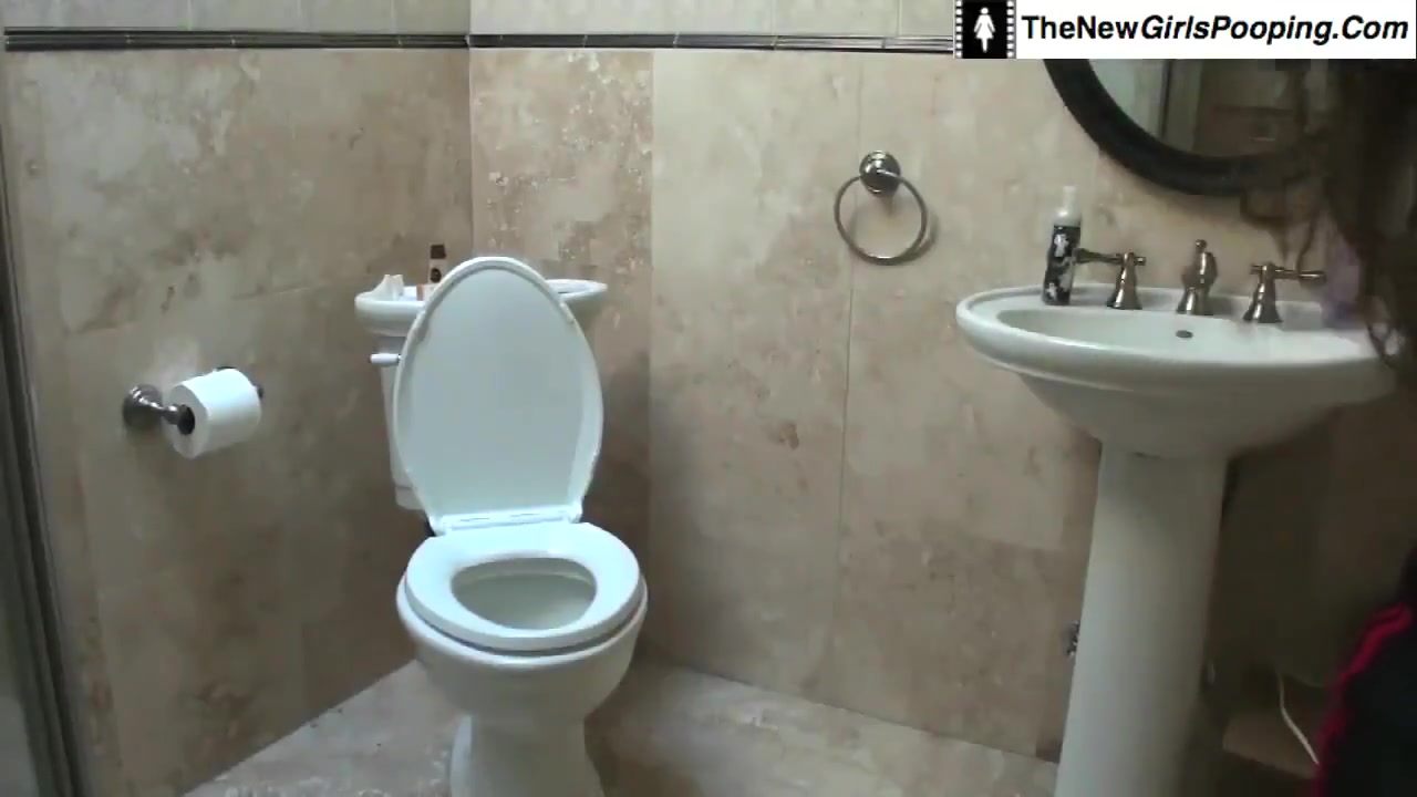 Click to play video Cute Girl on Toilet 3 - Pornhub. com