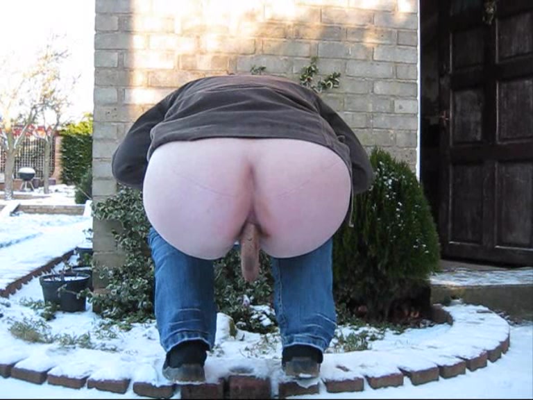 Click to play video Milf drops a big turd outside in the snow