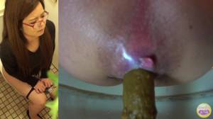 Click to play video Japanese Girl great Pooping in toilet Restaurant