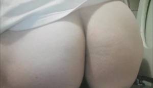 Click to play video Woman pees and farts, then poops. 