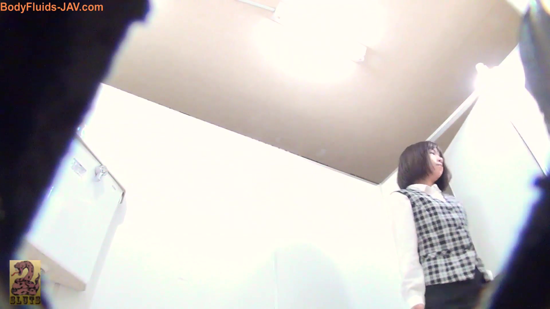 Click to play video Professional Shitter 13
