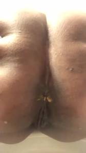 Click to play video Fat booty ebony scat shitting