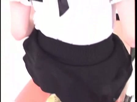 Click to play video Toilettenschweine für die Nutten im Puff
