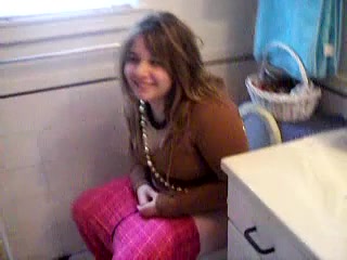 Pink Pants Pooping - ScatFap.com - scat porn search - FREE videos ...