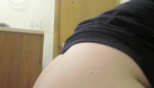 Click to play video Ginger BBW poop