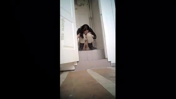 Click to play video Russian wc pooping 2