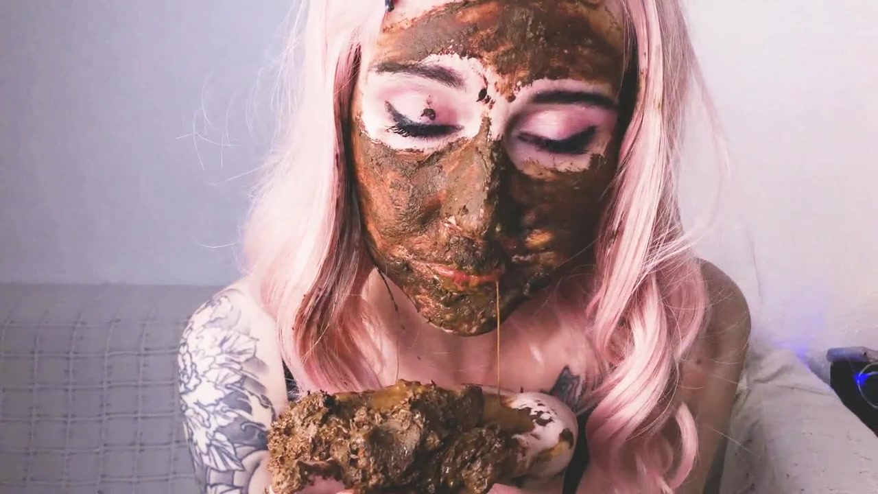 Click to play video Pretty scat girl and husband shit