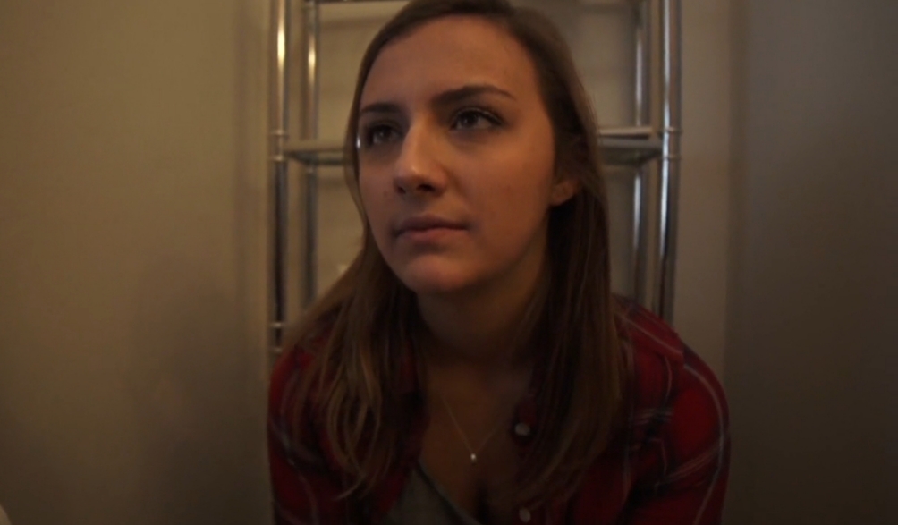 Click to play video Sexy teen toilet diarrhea farting scene - video 19