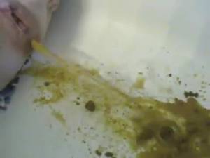 Click to play video Mature blast butt juice in the tub