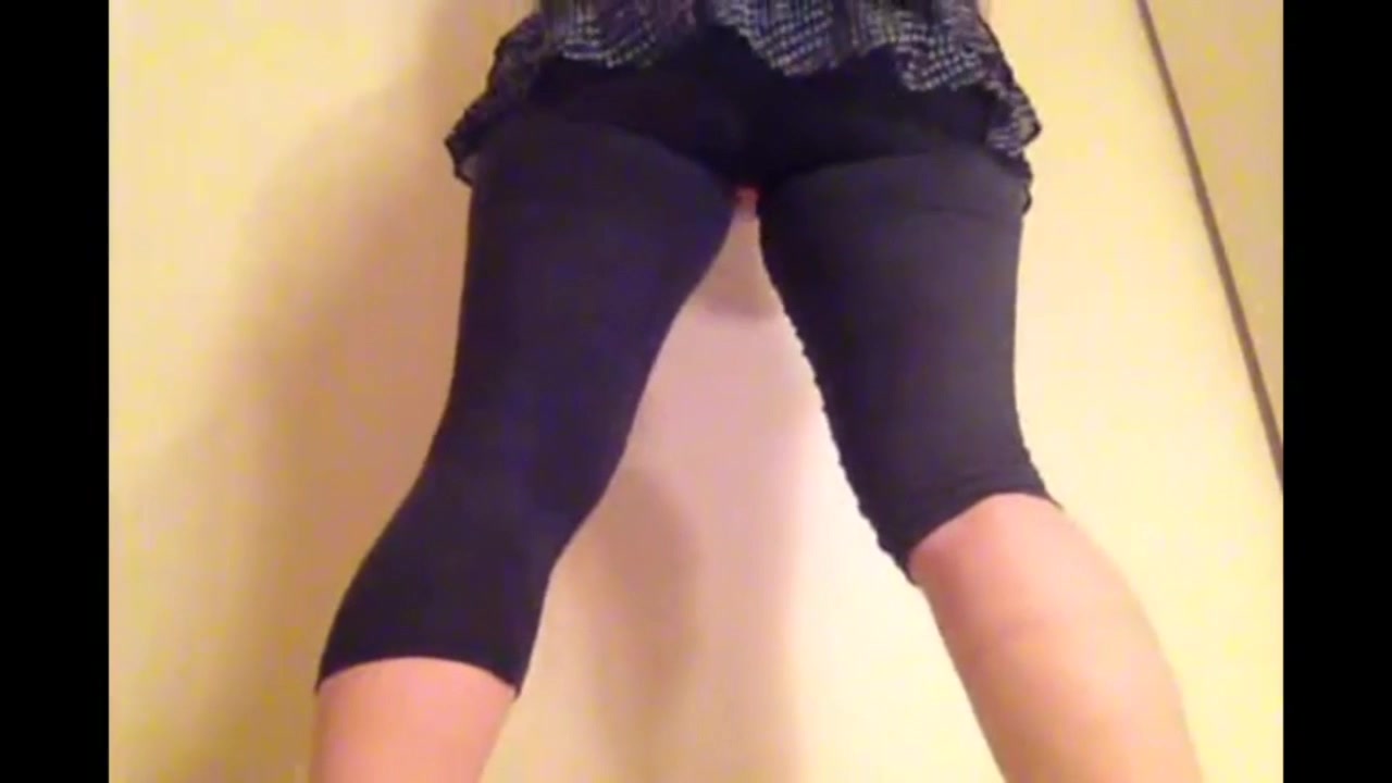 Click to play video Pantypooping