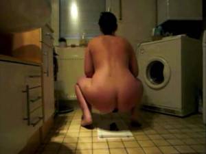 Click to play video Hot milf pooping - video 2