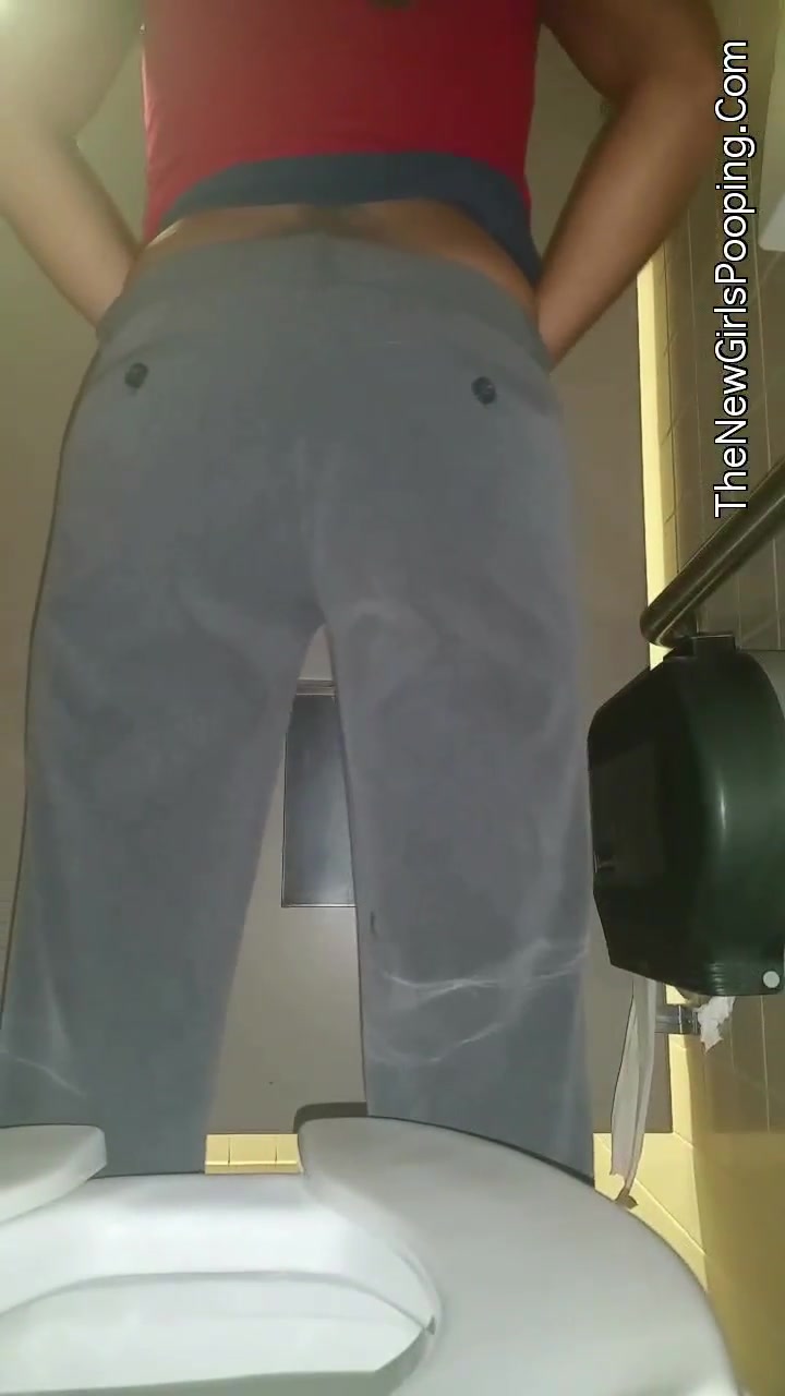 Click to play video Vape & Big Shit From Behind