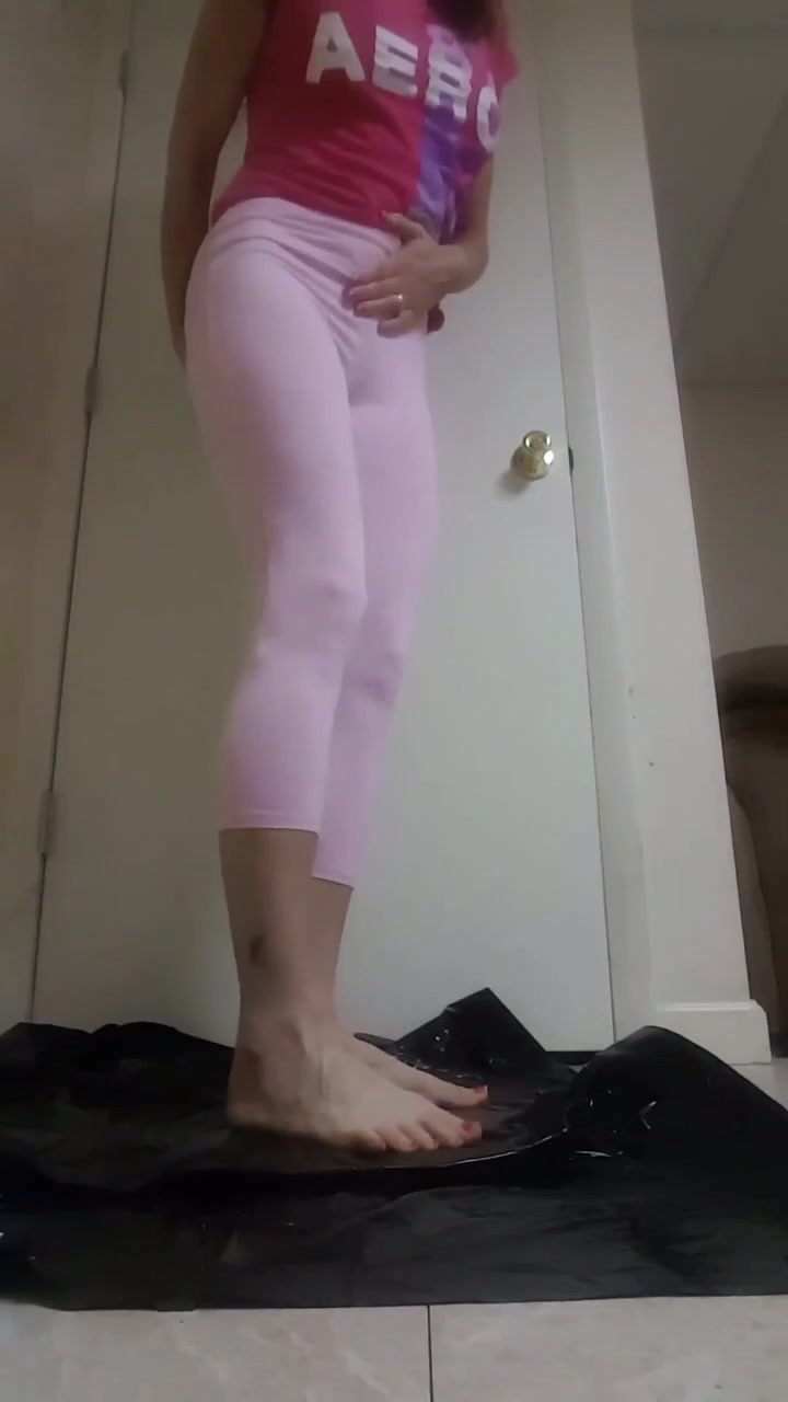 Porn milf leggings Free leggings