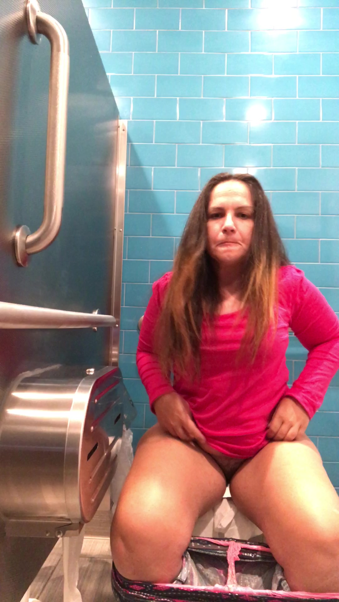 Pink shirt woman public toilet poop - ScatFap - scat porn search