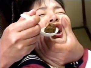 Shit eater4 - ScatFap.com - scat porn search - FREE videos of ...