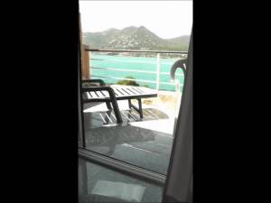 Click to play video Big pile on a sunny hotel balcony