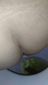 Click to play video BBW pooping - video 12