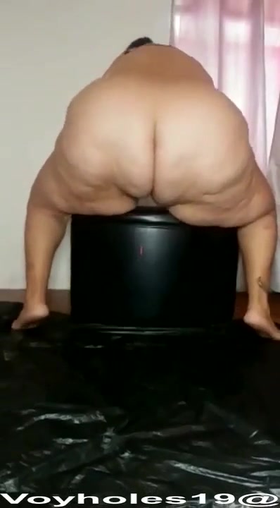 Click to play video 9071759 (1)
