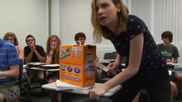 Click to play video Funny Scat SchoolGirl Shits In Class