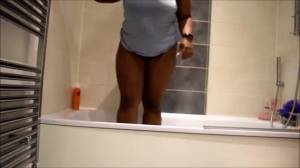 Click to play video Ebony poop - video 63