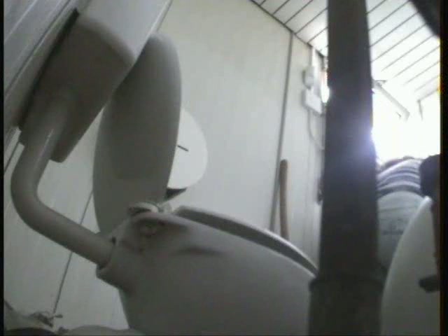 Click to play video   ARESTRA  ita woman shitting