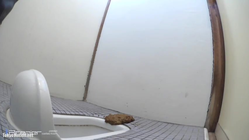 Click to play video Japanese toilet onsen