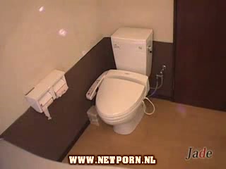 Click to play video jade poop scenes