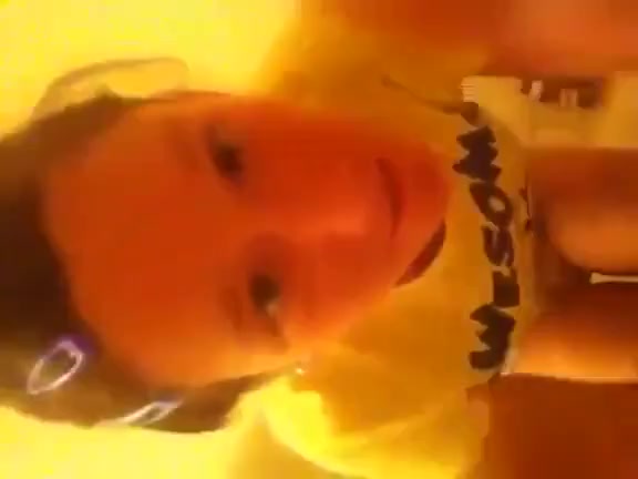 Click to play video 407342