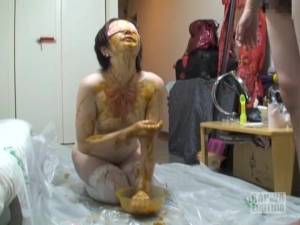 Japanese amateur toilet slut plays with her shit soup to please ...