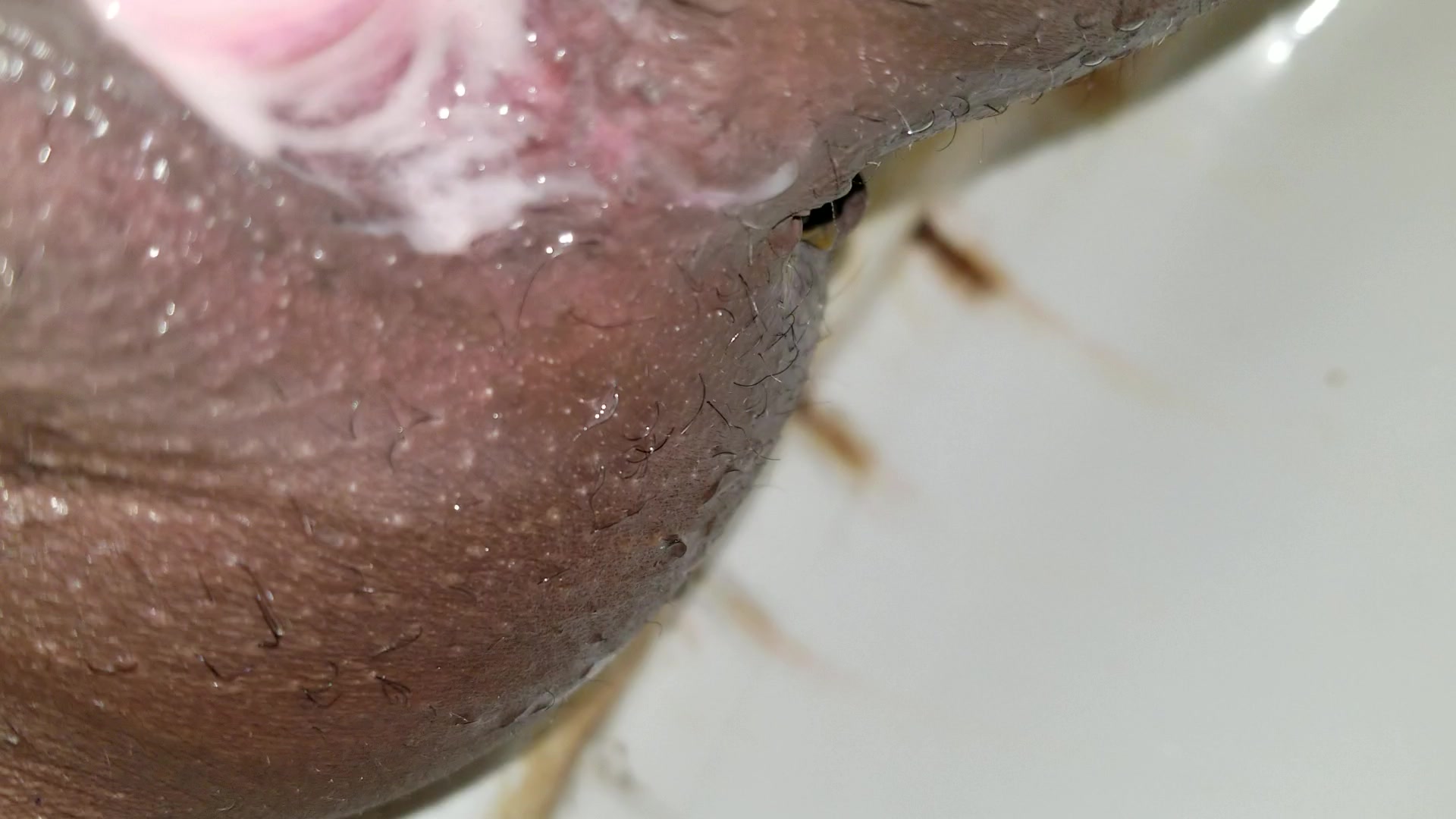 Click to play video Constipated - video 10