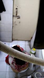 Click to play video DESI LADY POOP - video 2